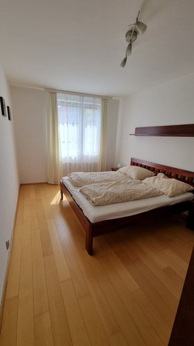 Pronájem bytu 2+kk 68 m², Kovanecká, Praha, Praha Pronájem bytu 2+kk 68 m², Kovanecká, Praha, Praha