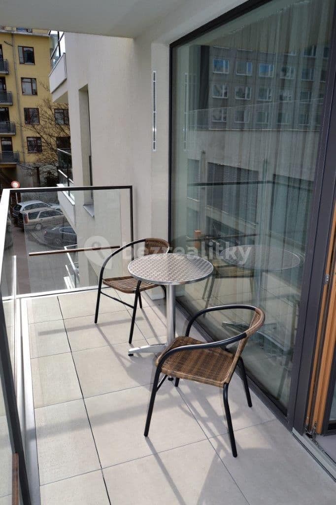 Pronájem bytu 1+kk 38 m², Pod Děkankou, Praha, Praha Pronájem bytu 1+kk 38 m², Pod Děkankou, Praha, Praha