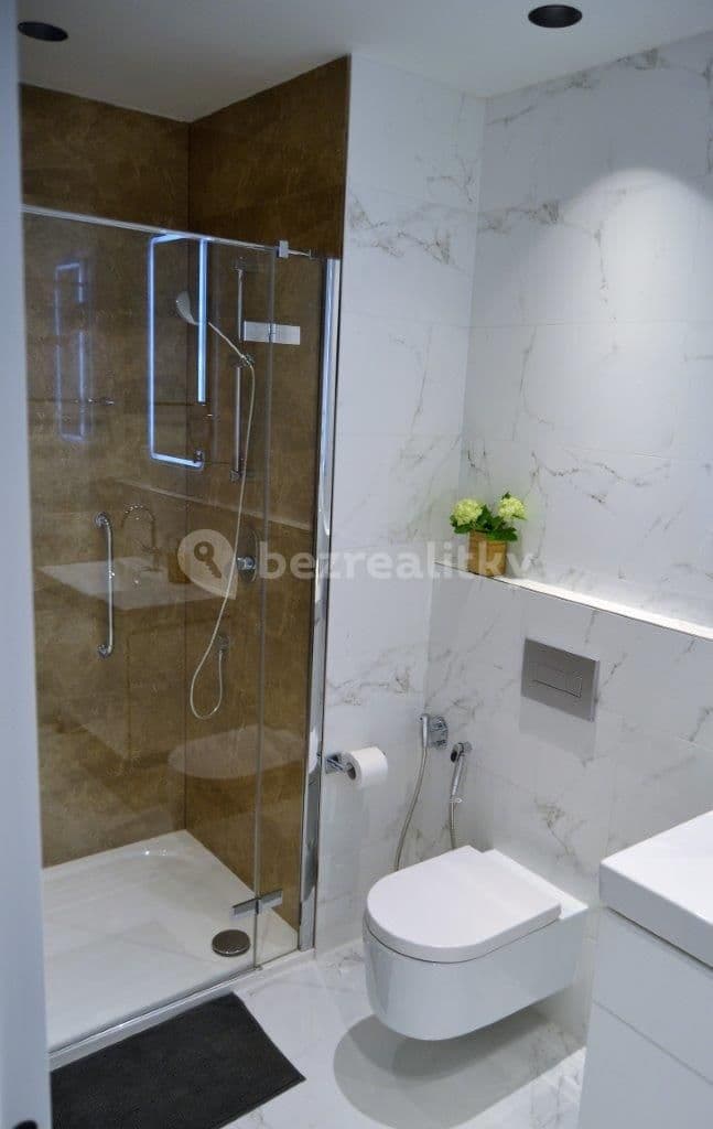 Pronájem bytu 1+kk 38 m², Pod Děkankou, Praha, Praha Pronájem bytu 1+kk 38 m², Pod Děkankou, Praha, Praha
