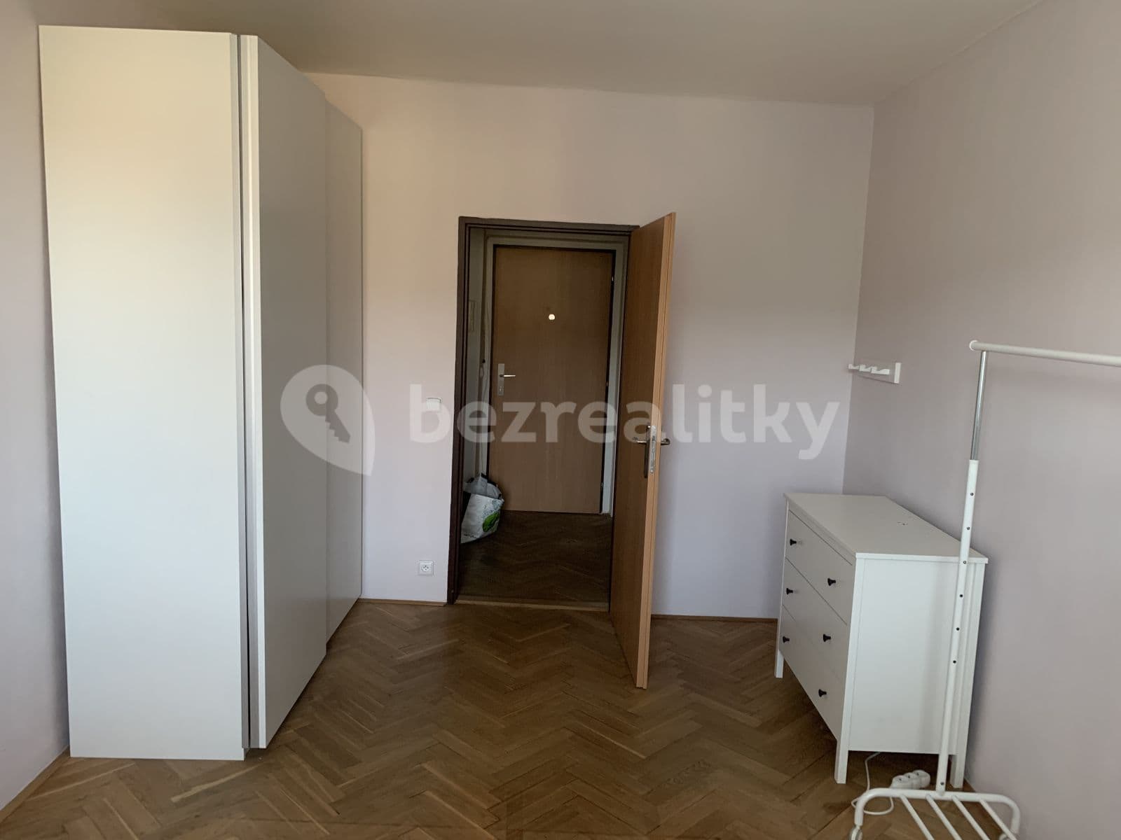 Pronájem bytu 2+1 57 m², U Kombinátu, Praha, Praha Pronájem bytu 2+1 57 m², U Kombinátu, Praha, Praha