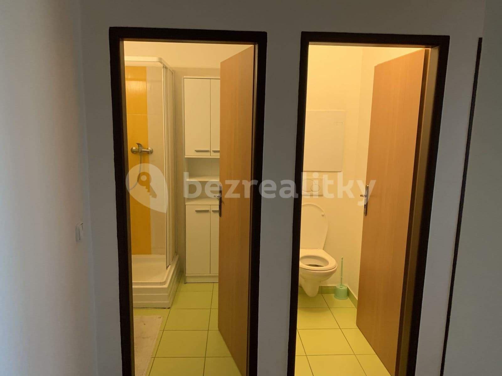 Pronájem bytu 2+1 57 m², U Kombinátu, Praha, Praha Pronájem bytu 2+1 57 m², U Kombinátu, Praha, Praha