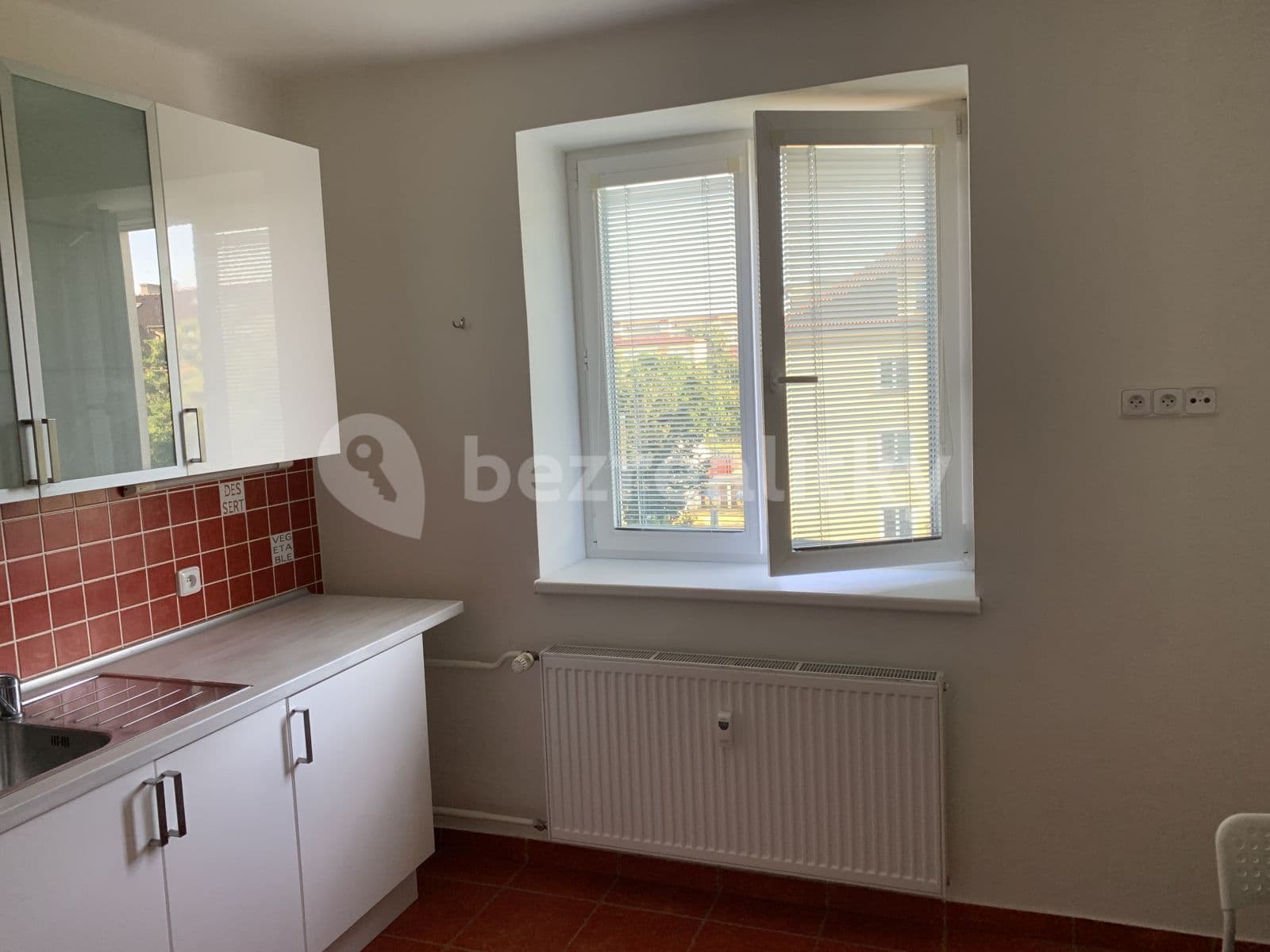 Pronájem bytu 2+1 57 m², U Kombinátu, Praha, Praha Pronájem bytu 2+1 57 m², U Kombinátu, Praha, Praha