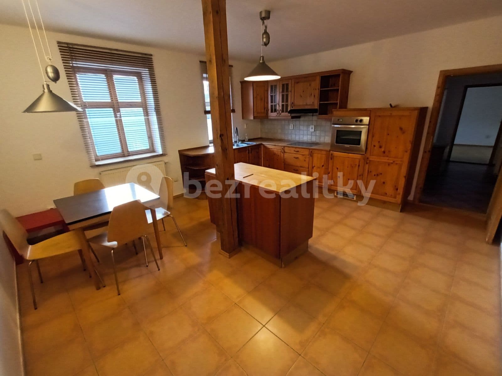 Pronájem bytu 3+1 110 m², Roháčova, Praha, Praha Pronájem bytu 3+1 110 m², Roháčova, Praha, Praha