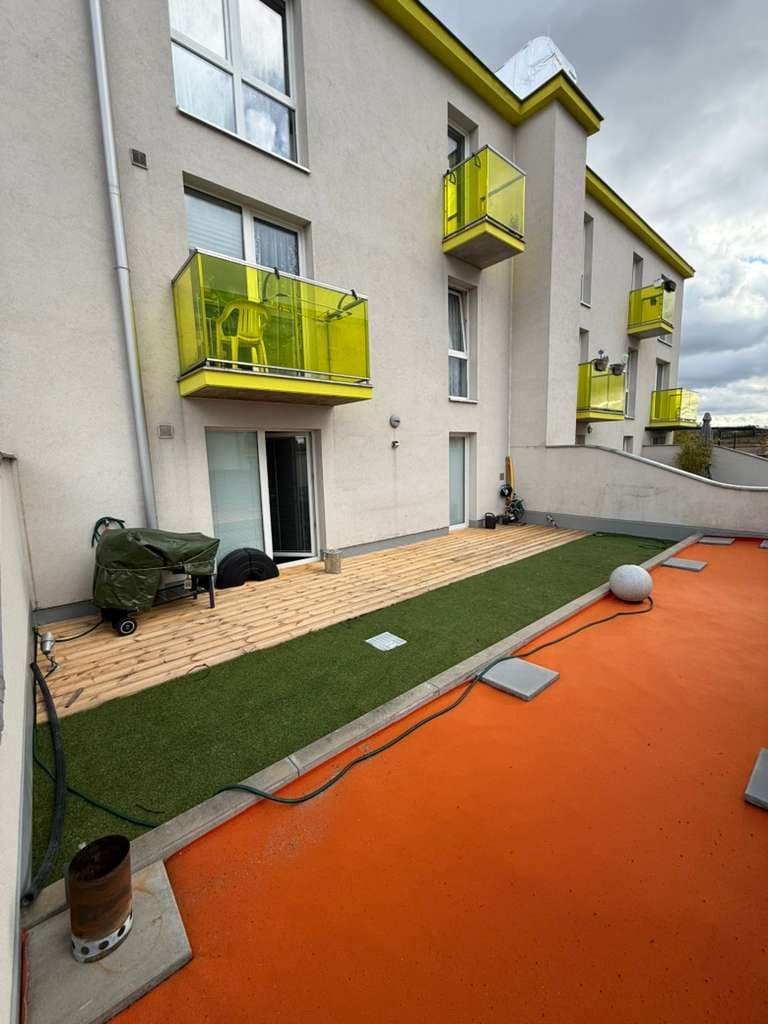 Pronájem bytu 2+kk 68 m², Jesenice, Středočeský kraj Pronájem bytu 2+kk 68 m², Jesenice, Středočeský kraj