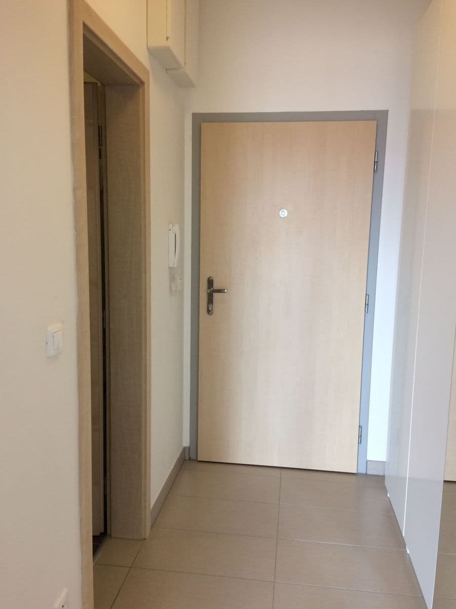 Pronájem bytu 1+kk 31 m², Farkašova, Praha, Praha Pronájem bytu 1+kk 31 m², Farkašova, Praha, Praha