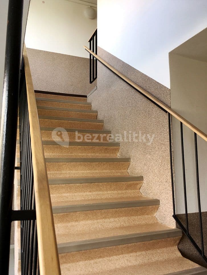 Pronájem bytu 2+kk 41 m², Hurbanova, Praha, Praha Pronájem bytu 2+kk 41 m², Hurbanova, Praha, Praha