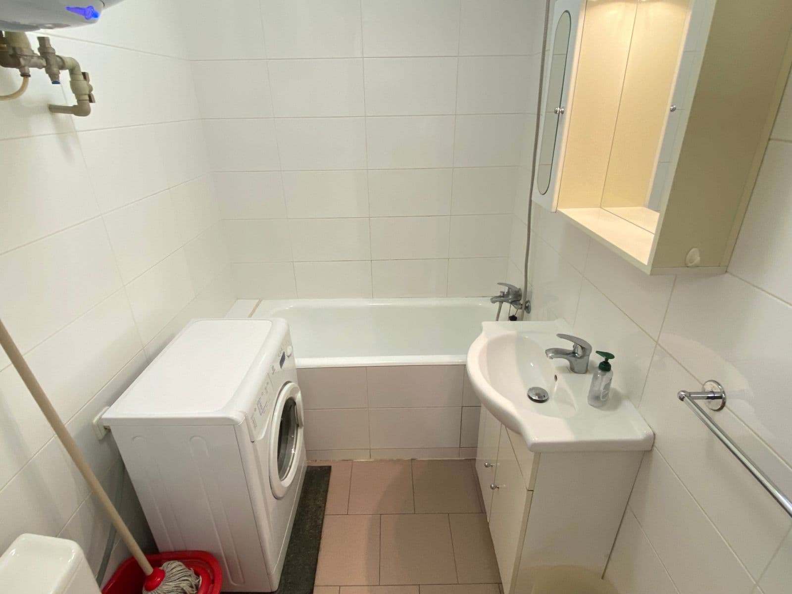 Pronájem bytu 2+kk 45 m², Biskupcova, Praha, Praha Pronájem bytu 2+kk 45 m², Biskupcova, Praha, Praha