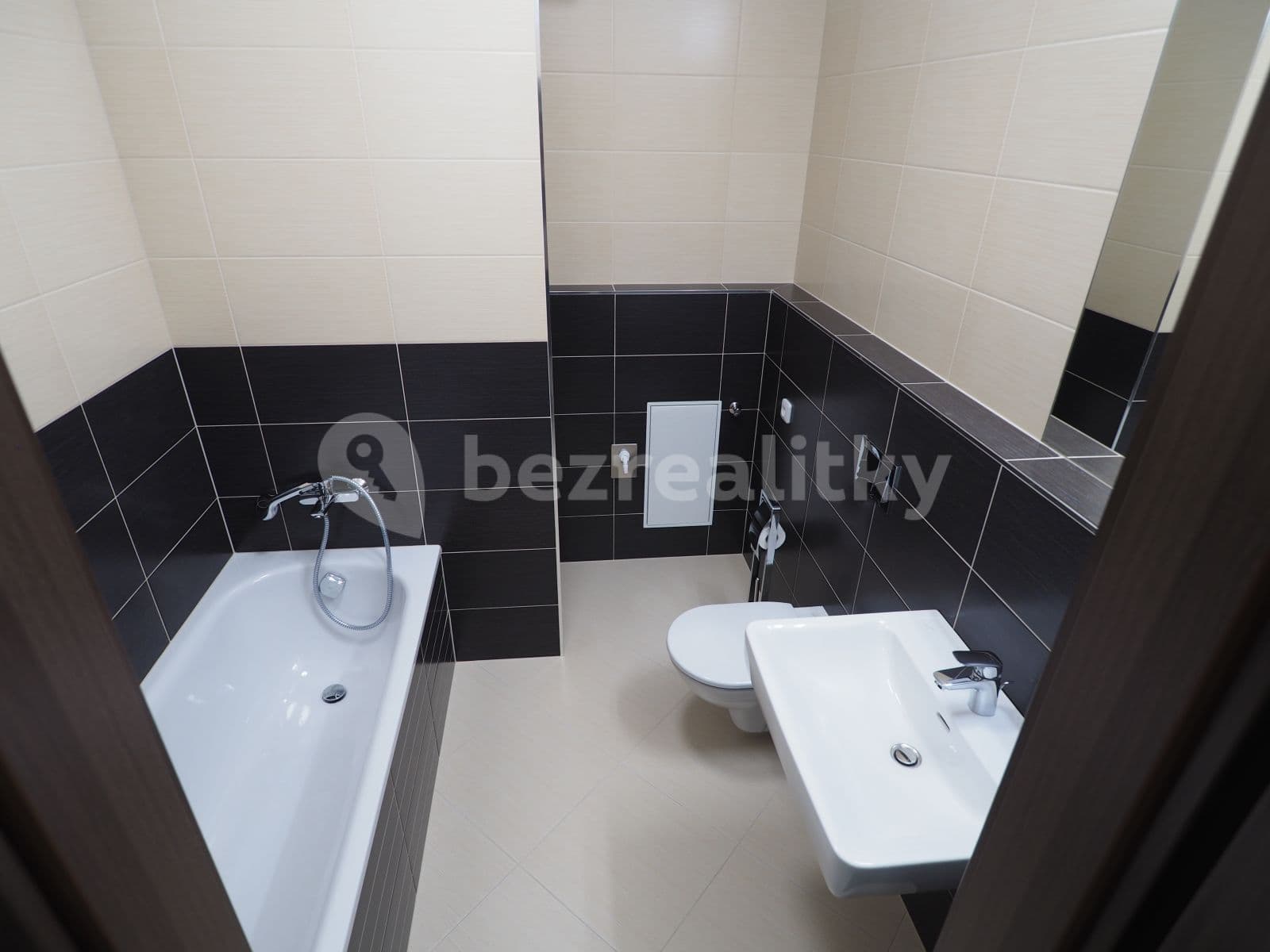 Pronájem bytu 2+kk 55 m², Nad Přehradou, Praha, Praha Pronájem bytu 2+kk 55 m², Nad Přehradou, Praha, Praha