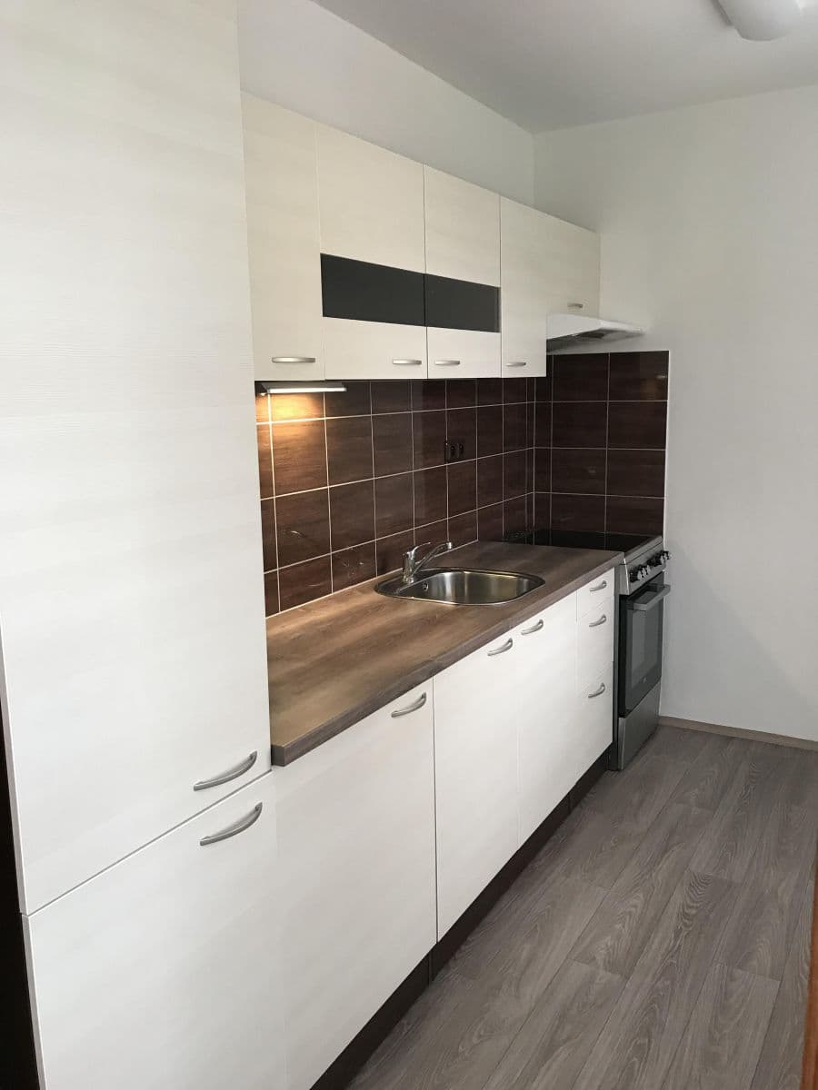 Pronájem bytu 2+1 51 m², Vodnická, Praha, Praha Pronájem bytu 2+1 51 m², Vodnická, Praha, Praha