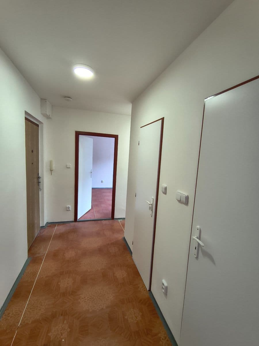 Pronájem bytu 2+1 56 m², Zákrejsova, Ostrava, Moravskoslezský kraj Pronájem bytu 2+1 56 m², Zákrejsova, Ostrava, Moravskoslezský kraj