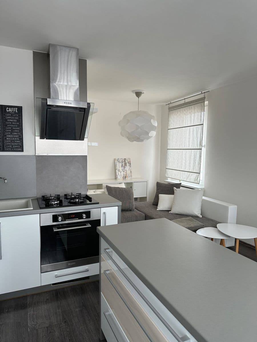 Pronájem bytu 2+kk 59 m², Čs. armády, Kladno, Středočeský kraj Pronájem bytu 2+kk 59 m², Čs. armády, Kladno, Středočeský kraj