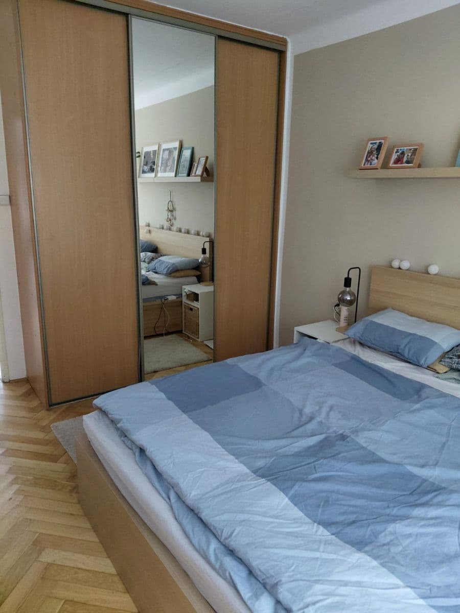 Pronájem bytu 2+1 54 m², Pravá, Praha, Praha Pronájem bytu 2+1 54 m², Pravá, Praha, Praha
