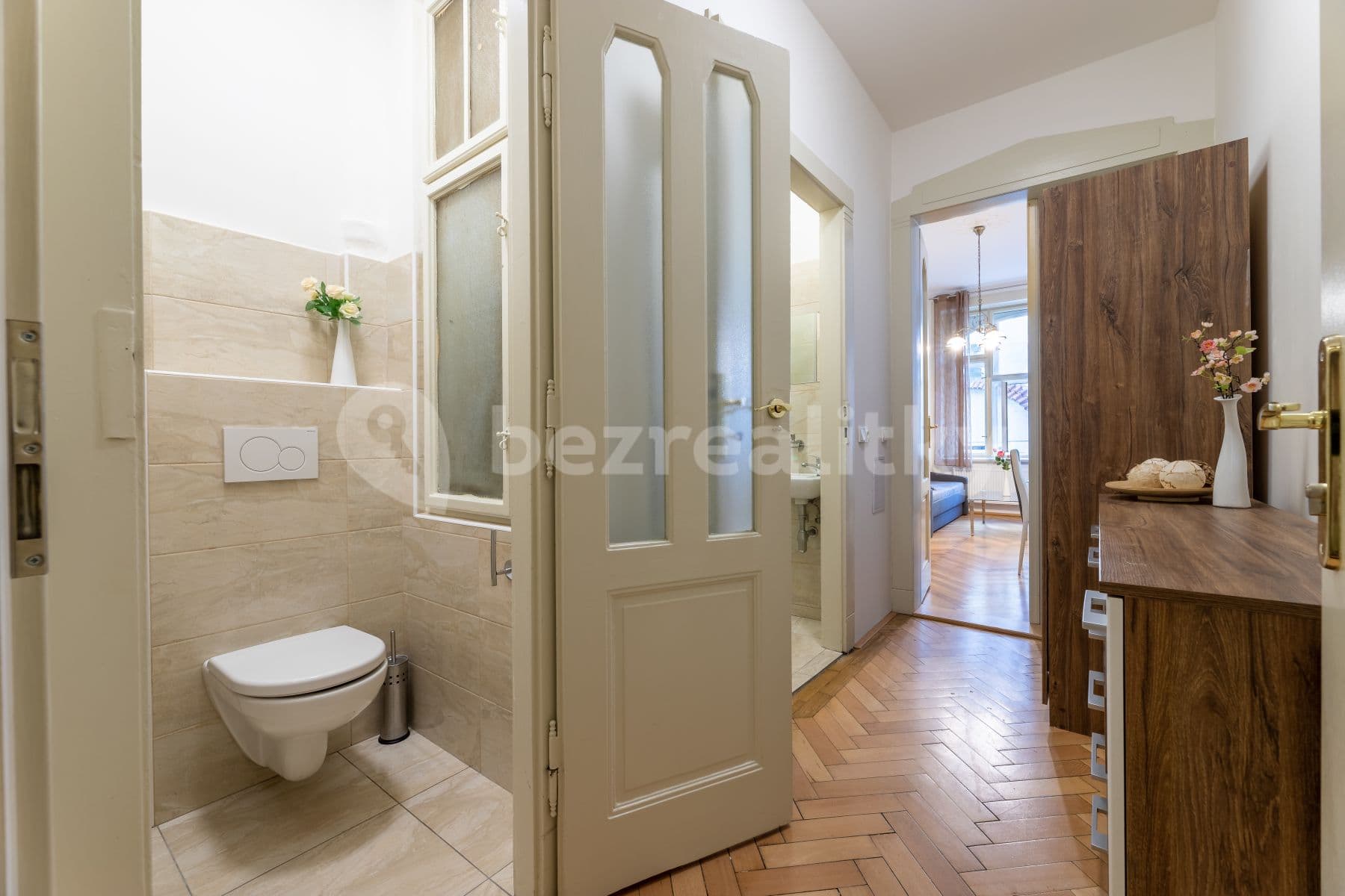 Pronájem bytu 1+kk 22 m², Elišky Krásnohorské, Praha, Praha Pronájem bytu 1+kk 22 m², Elišky Krásnohorské, Praha, Praha