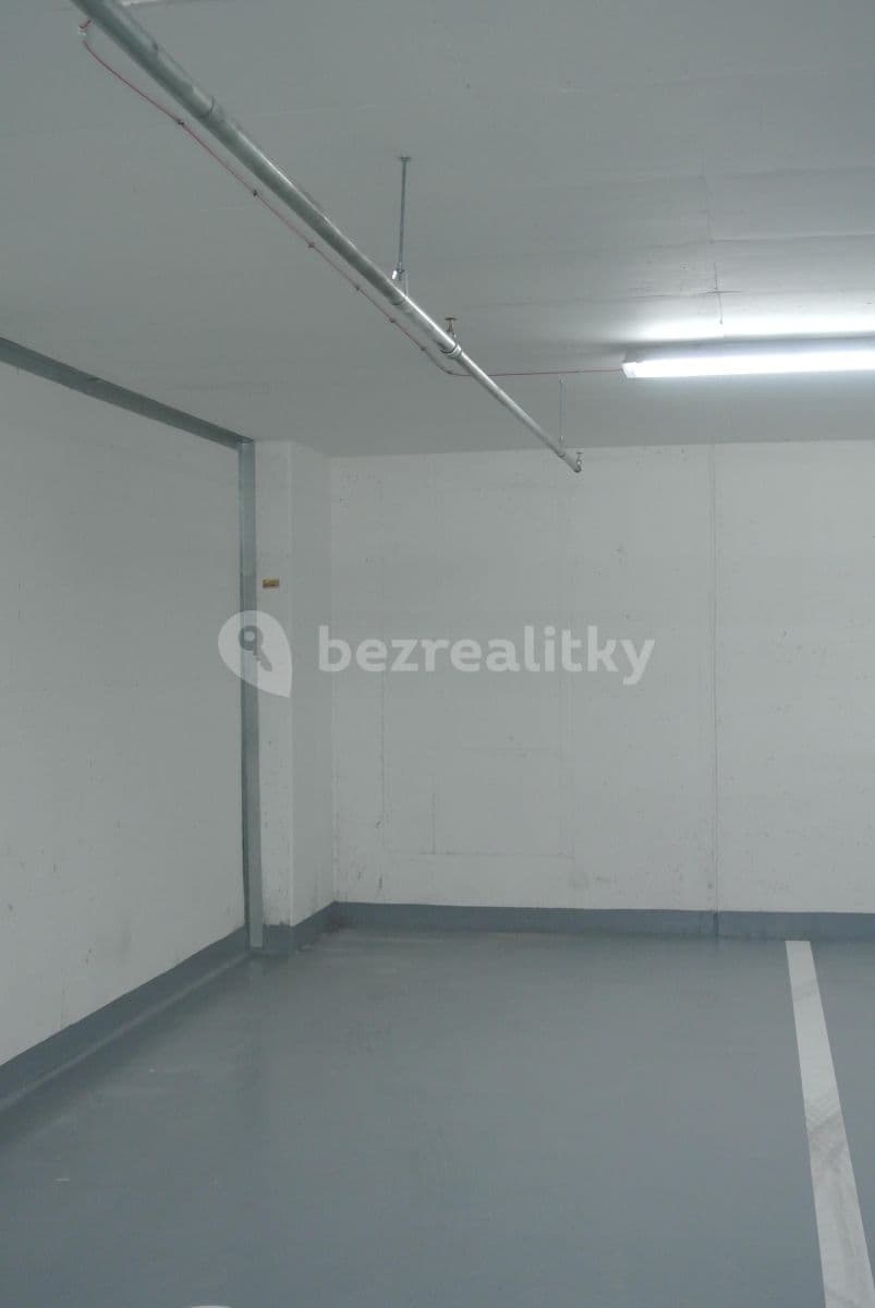 Pronájem bytu 2+kk 62 m², Hlučkova, Praha, Praha Pronájem bytu 2+kk 62 m², Hlučkova, Praha, Praha