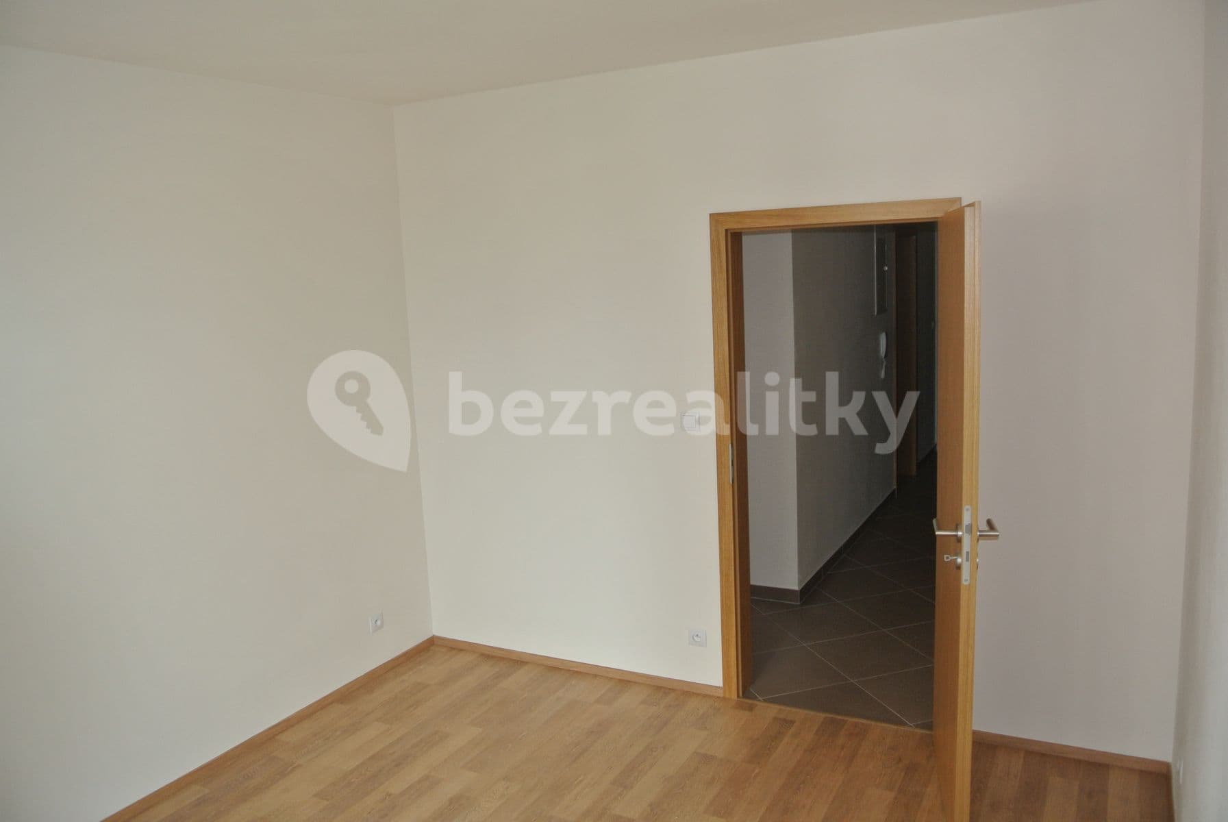 Pronájem bytu 2+kk 62 m², Hlučkova, Praha, Praha Pronájem bytu 2+kk 62 m², Hlučkova, Praha, Praha