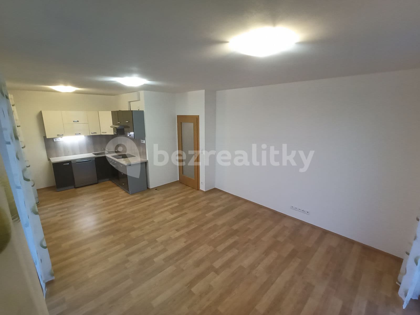 Pronájem bytu 2+kk 62 m², Hlučkova, Praha, Praha Pronájem bytu 2+kk 62 m², Hlučkova, Praha, Praha