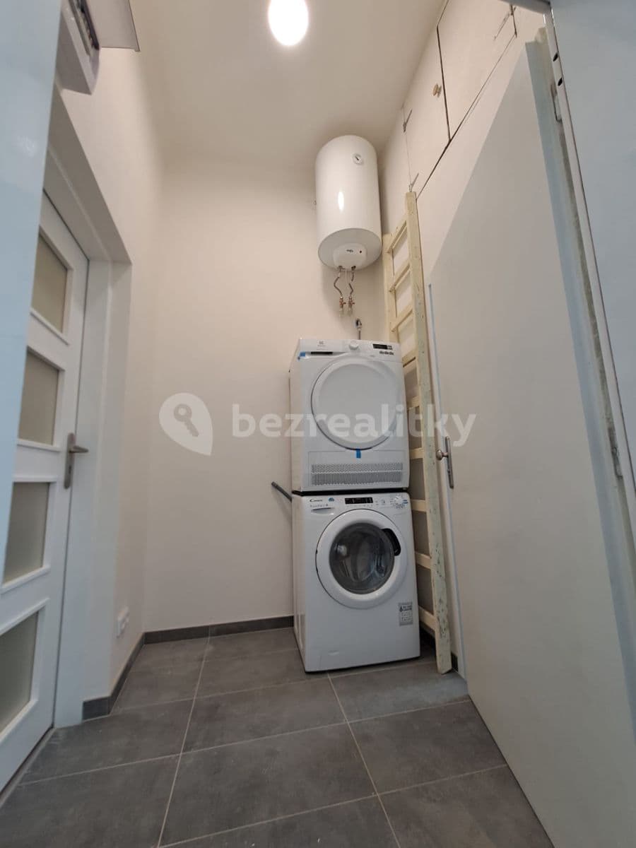 Pronájem bytu 2+kk 42 m², Heydukova, Praha, Praha Pronájem bytu 2+kk 42 m², Heydukova, Praha, Praha