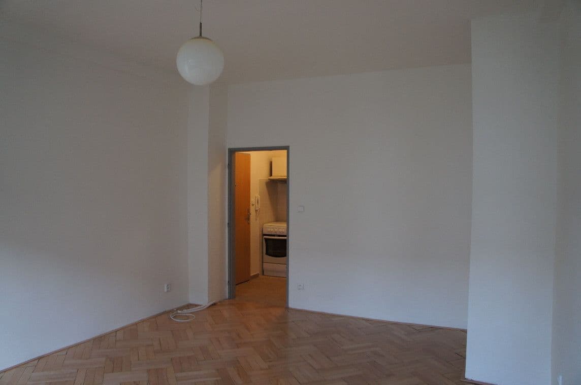 Pronájem bytu 1+kk 30 m², Na Kopečku, Praha, Praha Pronájem bytu 1+kk 30 m², Na Kopečku, Praha, Praha