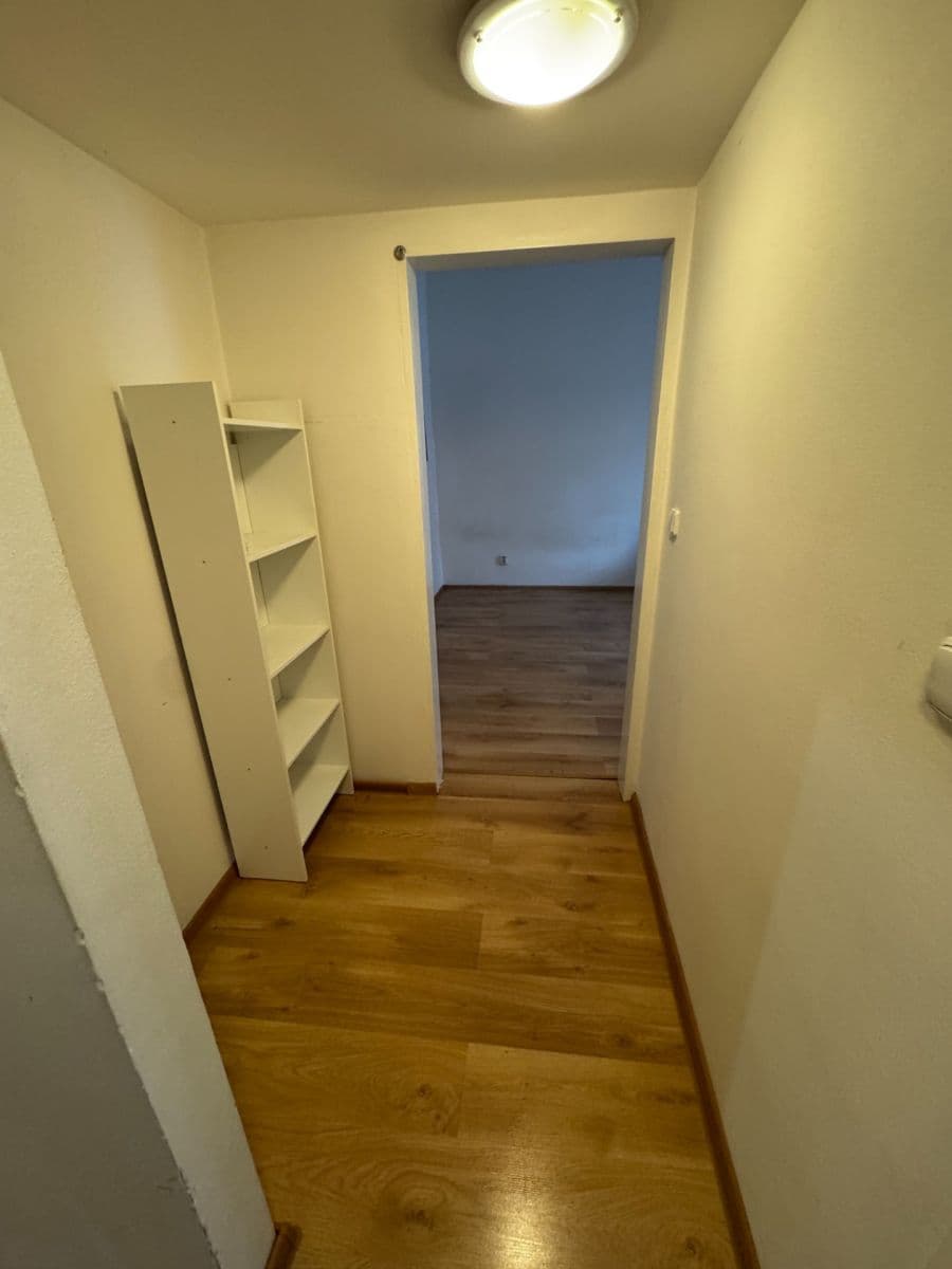 Pronájem bytu 2+1 52 m², Pod pekárnami, Praha, Praha Pronájem bytu 2+1 52 m², Pod pekárnami, Praha, Praha