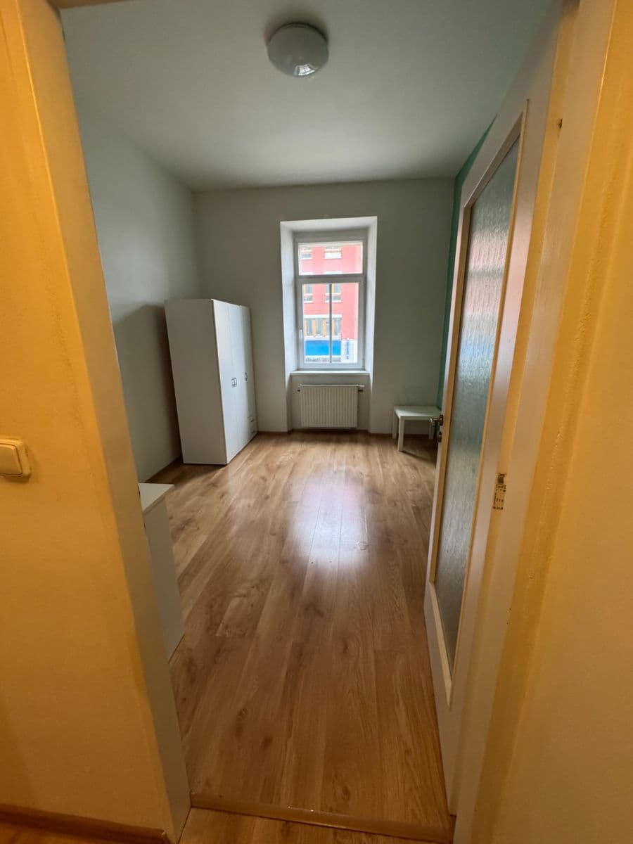 Pronájem bytu 2+1 52 m², Pod pekárnami, Praha, Praha Pronájem bytu 2+1 52 m², Pod pekárnami, Praha, Praha