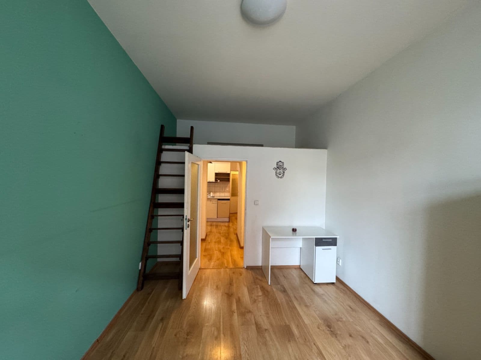 Pronájem bytu 2+1 52 m², Pod pekárnami, Praha, Praha Pronájem bytu 2+1 52 m², Pod pekárnami, Praha, Praha