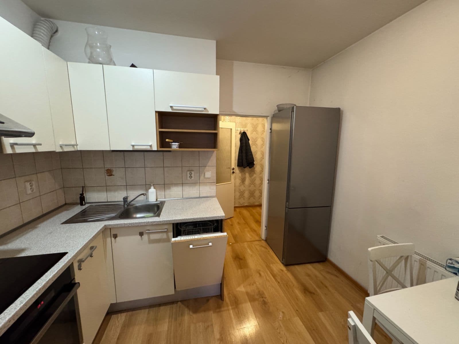 Pronájem bytu 2+1 52 m², Pod pekárnami, Praha, Praha Pronájem bytu 2+1 52 m², Pod pekárnami, Praha, Praha