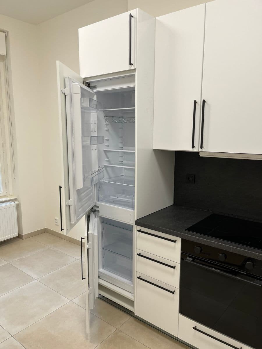 Pronájem bytu 2+1 72 m², Korunní, Praha, Praha Pronájem bytu 2+1 72 m², Korunní, Praha, Praha