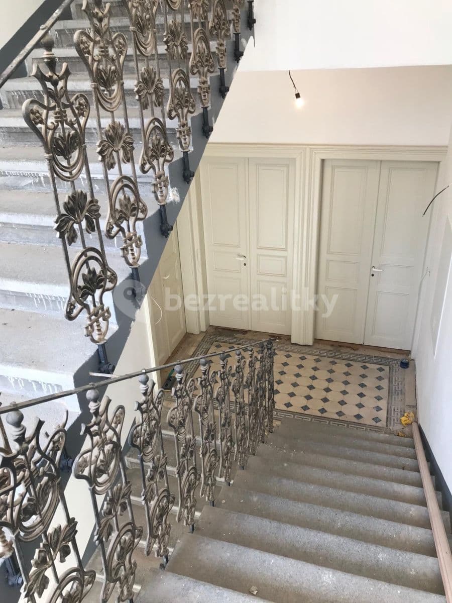 Pronájem bytu 2+kk 55 m², Korunní, Praha, Praha Pronájem bytu 2+kk 55 m², Korunní, Praha, Praha