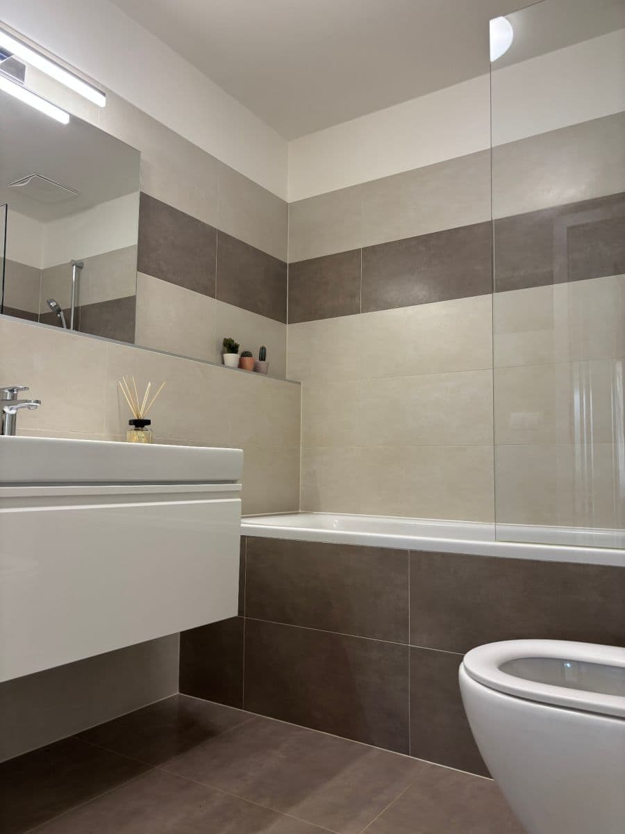 Prodej bytu 3+kk 86 m², Nekvasilova, Praha, Praha Prodej bytu 3+kk 86 m², Nekvasilova, Praha, Praha