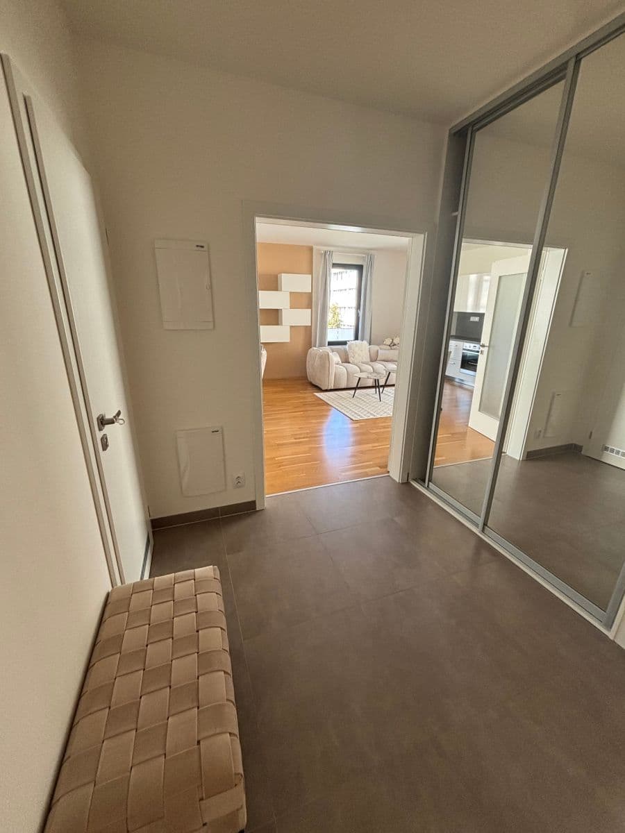 Prodej bytu 3+kk 86 m², Nekvasilova, Praha, Praha Prodej bytu 3+kk 86 m², Nekvasilova, Praha, Praha