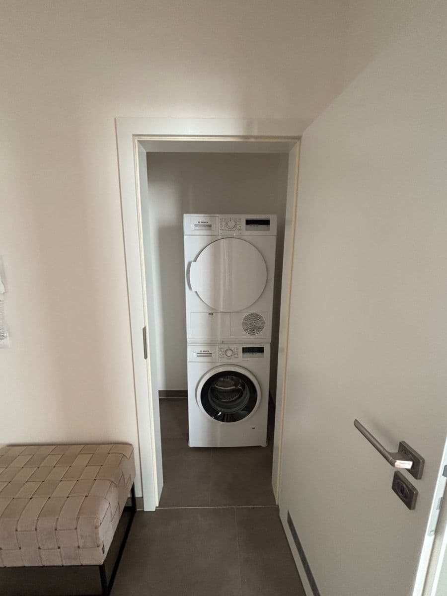 Prodej bytu 3+kk 86 m², Nekvasilova, Praha, Praha Prodej bytu 3+kk 86 m², Nekvasilova, Praha, Praha