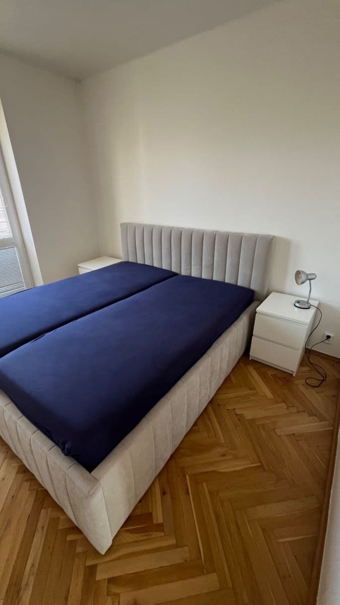 Pronájem bytu 2+1 54 m², Kafkova, Praha, Praha Pronájem bytu 2+1 54 m², Kafkova, Praha, Praha