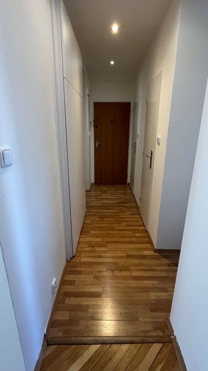 Pronájem bytu 2+1 54 m², Kafkova, Praha, Praha Pronájem bytu 2+1 54 m², Kafkova, Praha, Praha