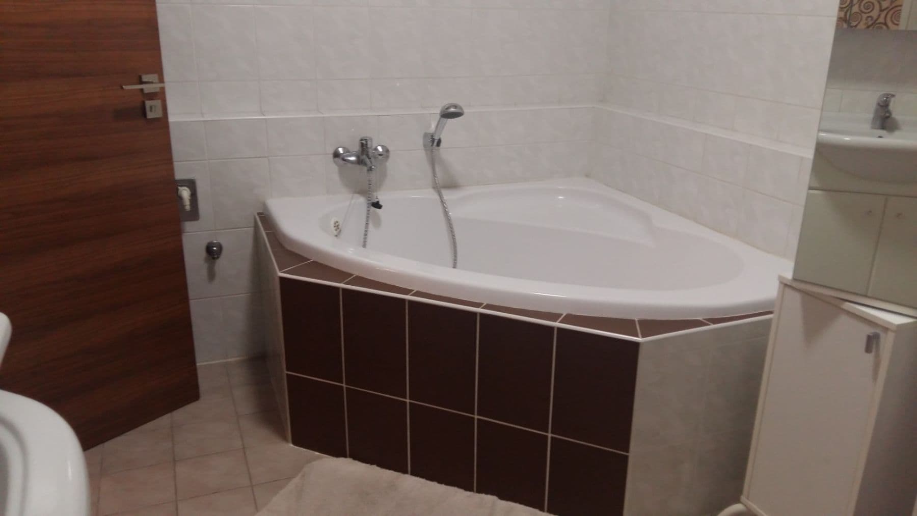 Pronájem bytu 2+kk 45 m², Volutová, Praha, Praha Pronájem bytu 2+kk 45 m², Volutová, Praha, Praha