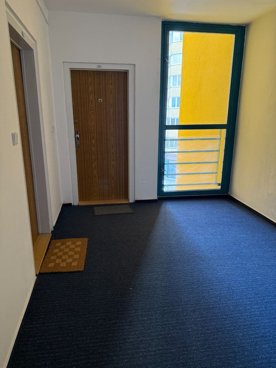 Pronájem bytu 2+kk 45 m², Volutová, Praha, Praha Pronájem bytu 2+kk 45 m², Volutová, Praha, Praha
