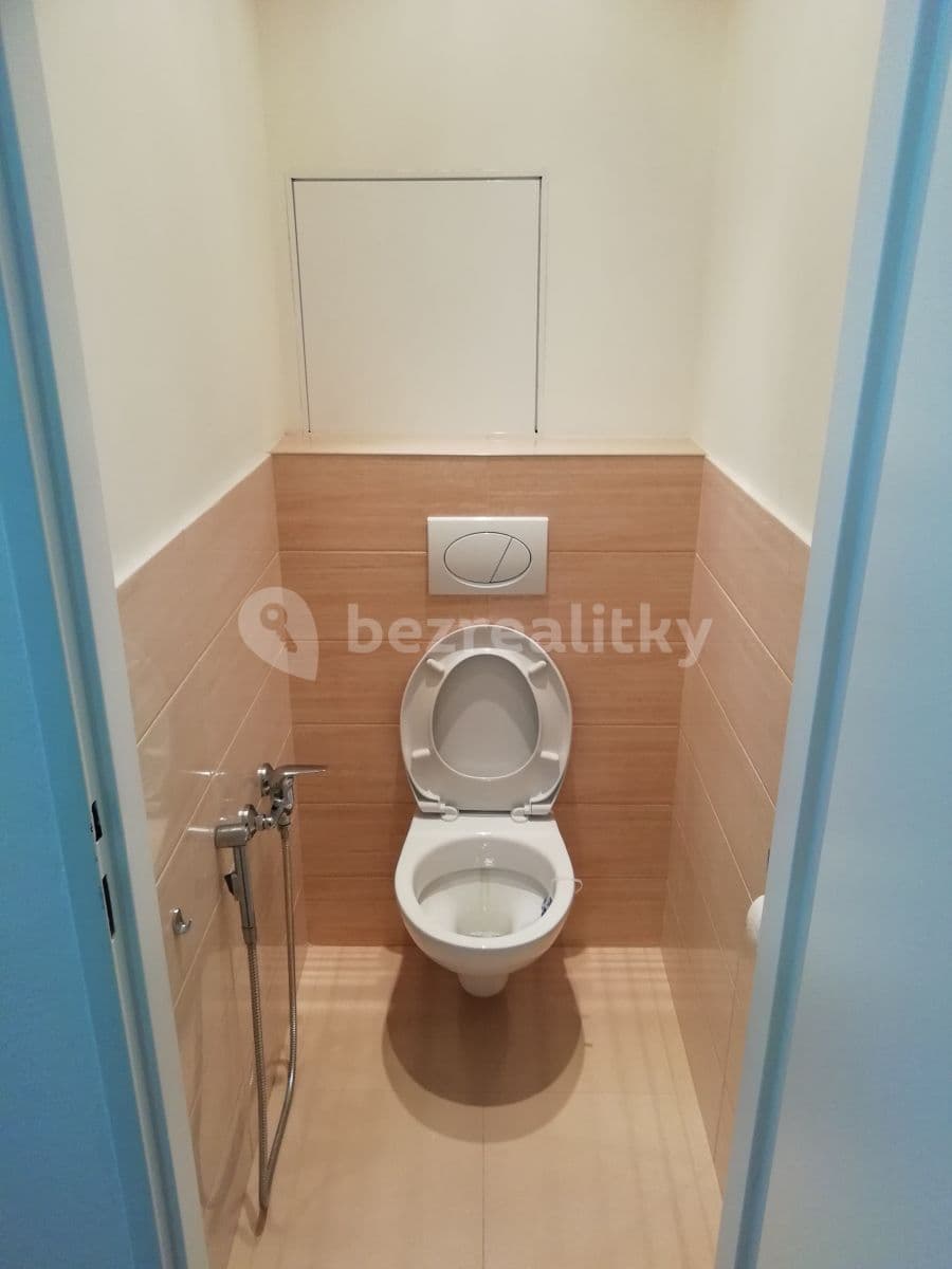 Pronájem bytu 2+kk 40 m², Šluknovská, Praha, Praha Pronájem bytu 2+kk 40 m², Šluknovská, Praha, Praha