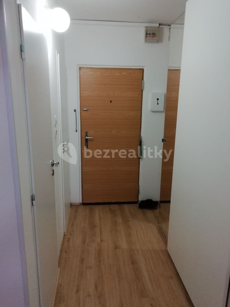 Pronájem bytu 2+kk 40 m², Šluknovská, Praha, Praha Pronájem bytu 2+kk 40 m², Šluknovská, Praha, Praha
