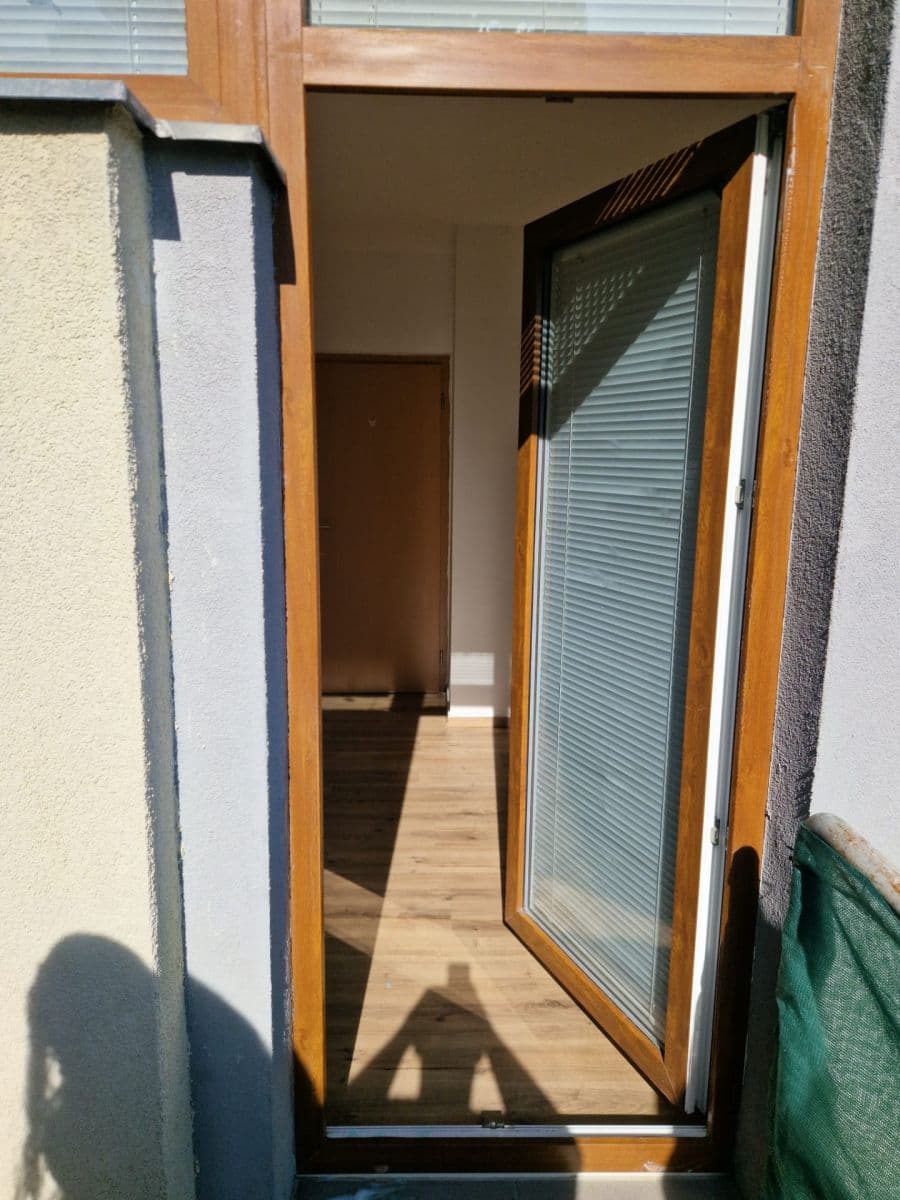 Pronájem bytu 2+kk 51 m², Na Horizontu, Králův Dvůr, Středočeský kraj Pronájem bytu 2+kk 51 m², Na Horizontu, Králův Dvůr, Středočeský kraj
