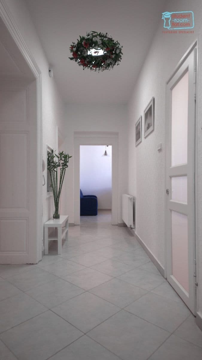 Pronájem bytu 6+1 130 m², Janáčkovo nábřeží, Praha, Praha Pronájem bytu 6+1 130 m², Janáčkovo nábřeží, Praha, Praha