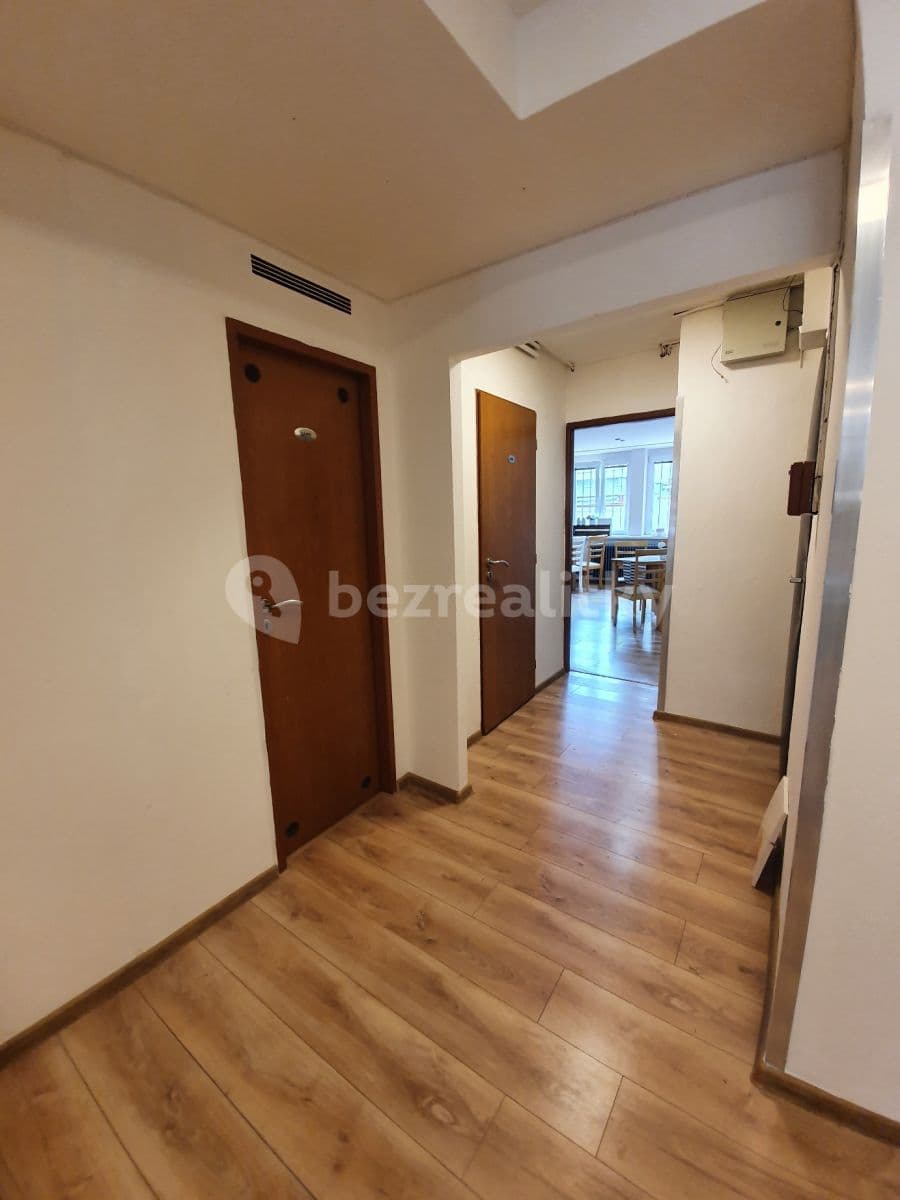 Pronájem nebytového prostoru 87 m², V Olšinách, Praha, Praha Pronájem nebytového prostoru 87 m², V Olšinách, Praha, Praha
