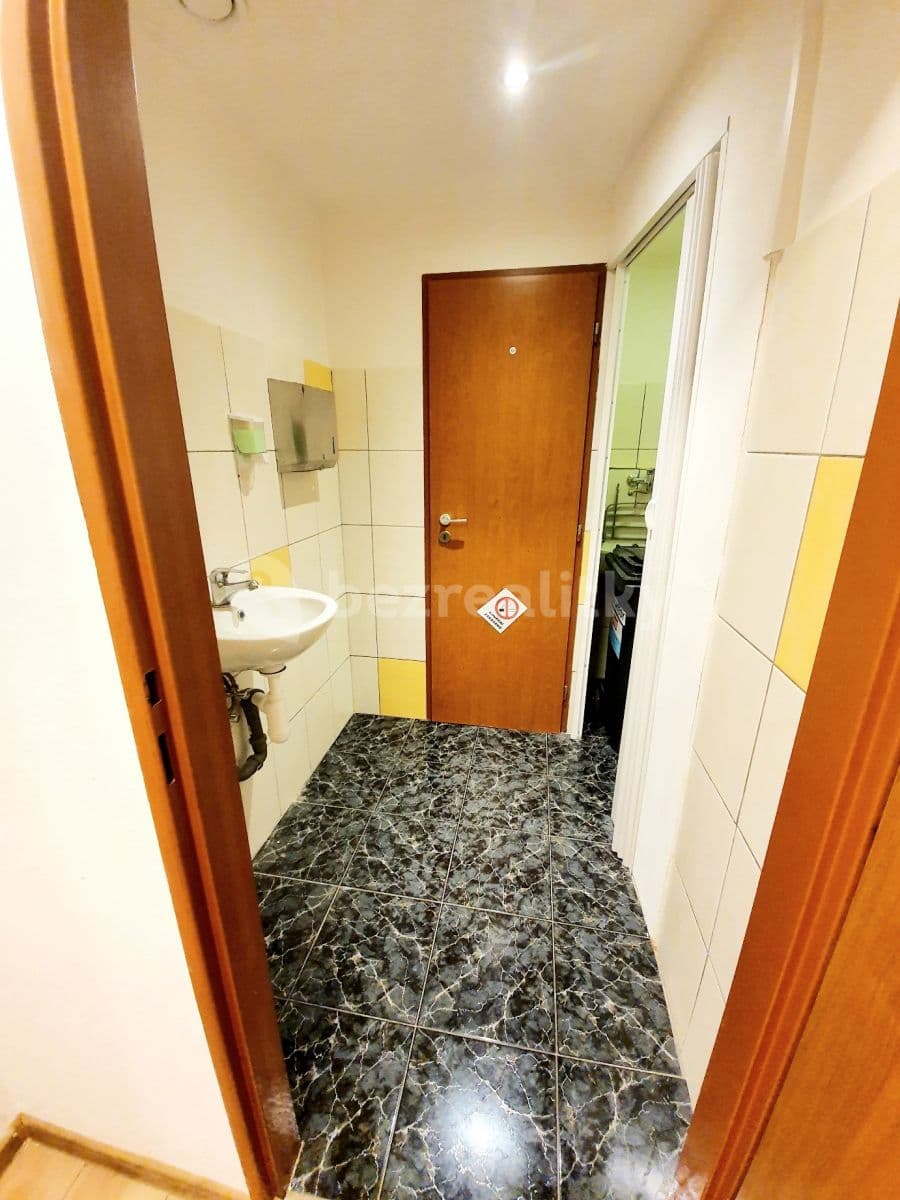 Pronájem nebytového prostoru 87 m², V Olšinách, Praha, Praha Pronájem nebytového prostoru 87 m², V Olšinách, Praha, Praha