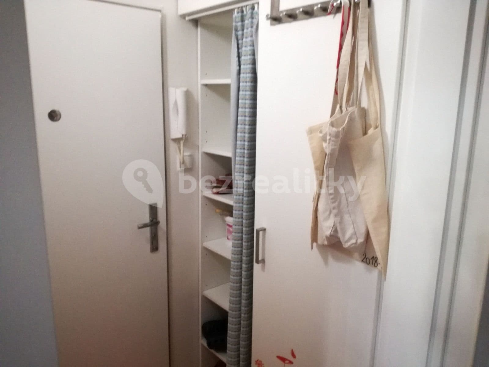 Pronájem bytu 1+1 35 m², Jana Masaryka, Praha, Praha Pronájem bytu 1+1 35 m², Jana Masaryka, Praha, Praha