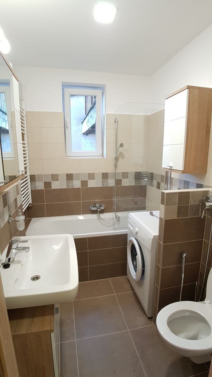 Pronájem bytu 1+kk 31 m², Za Strašnickou vozovnou, Praha, Praha Pronájem bytu 1+kk 31 m², Za Strašnickou vozovnou, Praha, Praha