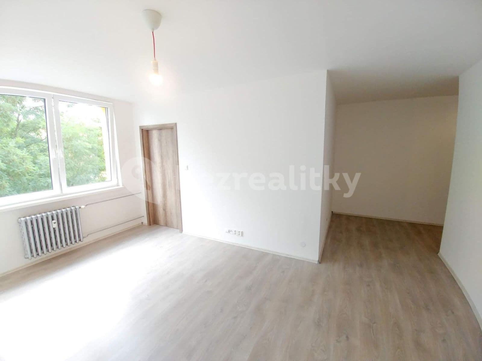 Pronájem bytu 2+kk 47 m², V Lázních, Jesenice, Středočeský kraj Pronájem bytu 2+kk 47 m², V Lázních, Jesenice, Středočeský kraj
