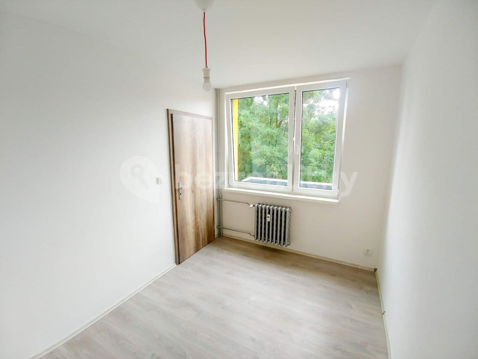 Pronájem bytu 2+kk 47 m², V Lázních, Jesenice, Středočeský kraj Pronájem bytu 2+kk 47 m², V Lázních, Jesenice, Středočeský kraj