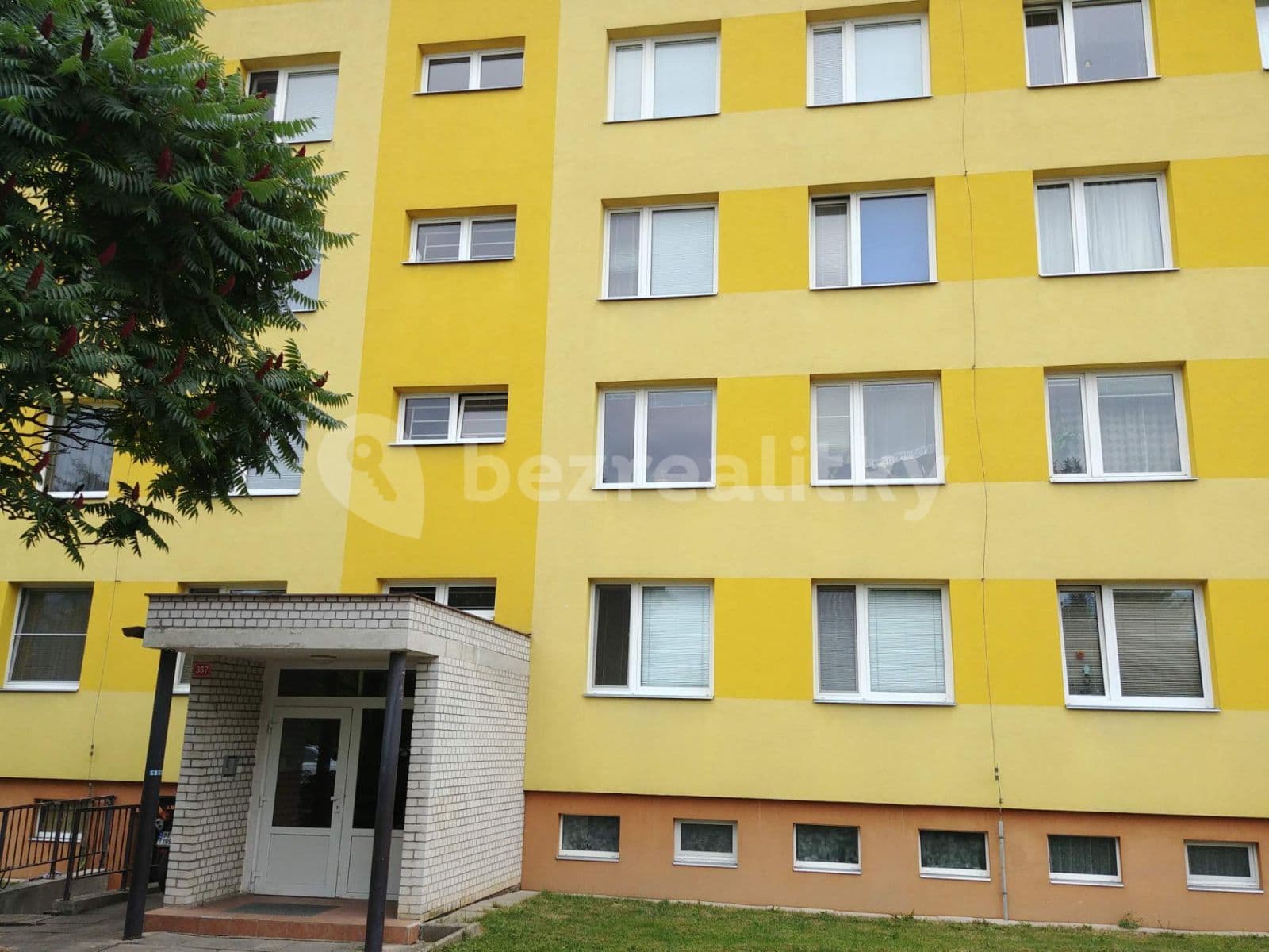 Pronájem bytu 2+kk 47 m², V Lázních, Jesenice, Středočeský kraj Pronájem bytu 2+kk 47 m², V Lázních, Jesenice, Středočeský kraj