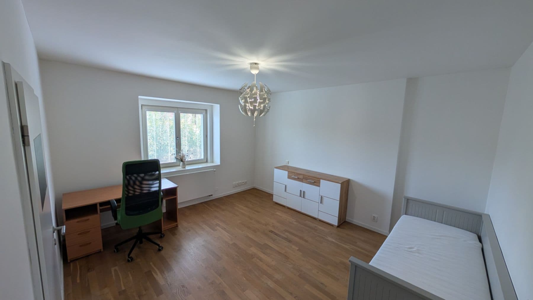 Pronájem domu 114 m², pozemek 638 m², Vokřínská, Praha, Praha Pronájem domu 114 m², pozemek 638 m², Vokřínská, Praha, Praha