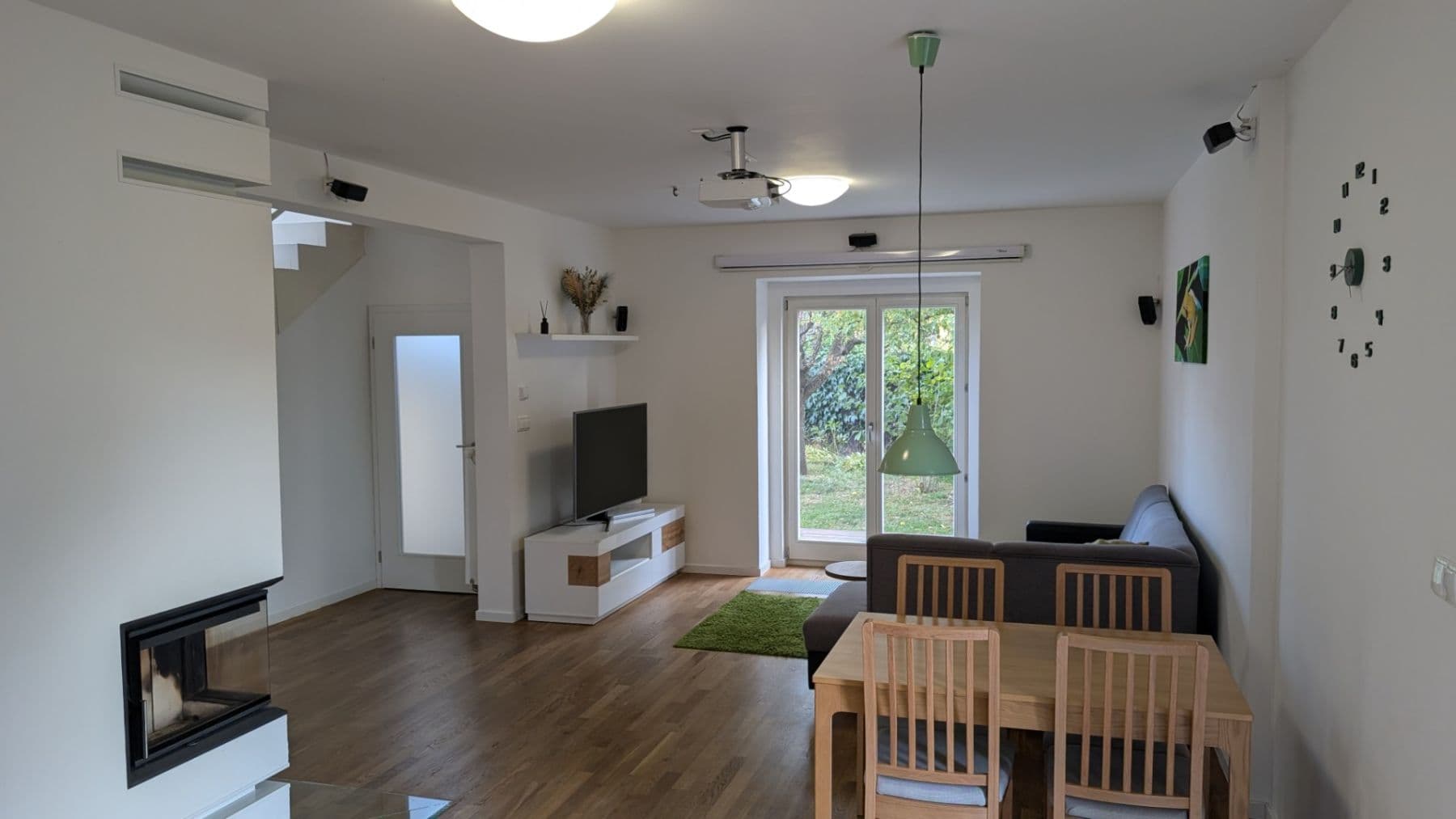 Pronájem domu 114 m², pozemek 638 m², Vokřínská, Praha, Praha Pronájem domu 114 m², pozemek 638 m², Vokřínská, Praha, Praha