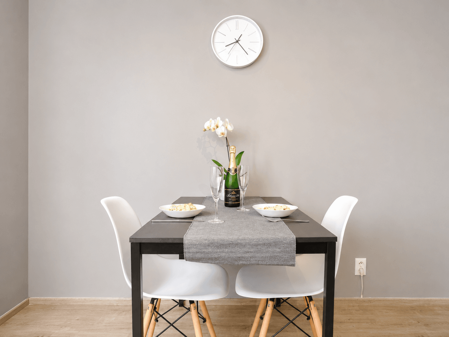 Pronájem bytu 1+kk 34 m², Freyova, Praha, Praha Pronájem bytu 1+kk 34 m², Freyova, Praha, Praha