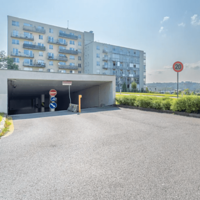 Pronájem garáže 16 m², V Dolině, Praha, Praha Pronájem garáže 16 m², V Dolině, Praha, Praha